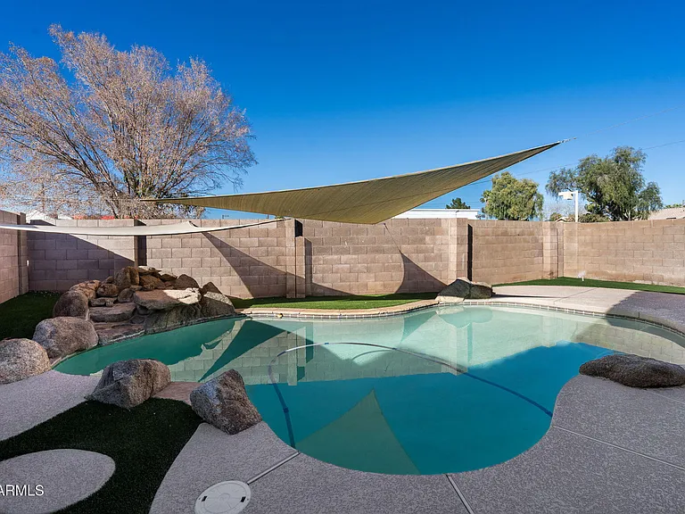 1638 E Barbarita Ave — Photo 27