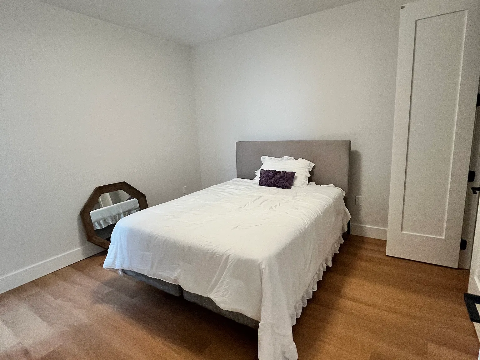 1 bed, 650 sqft, $2,400 — Photo 4