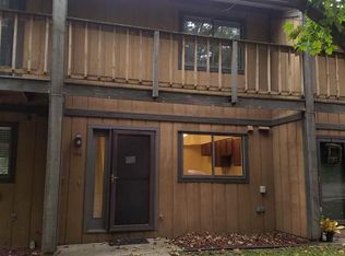 288 Kellys Blf, Dubuque, IA 52001