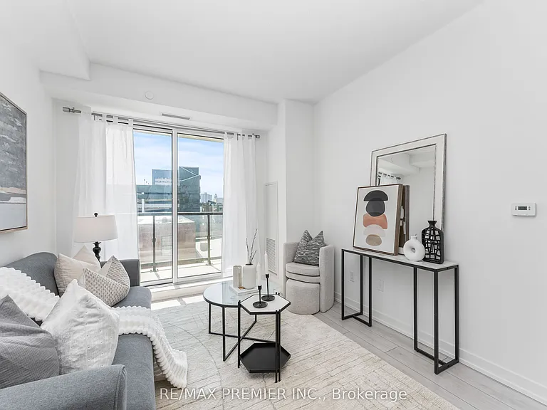 55 Duke St W #310 — Photo 18