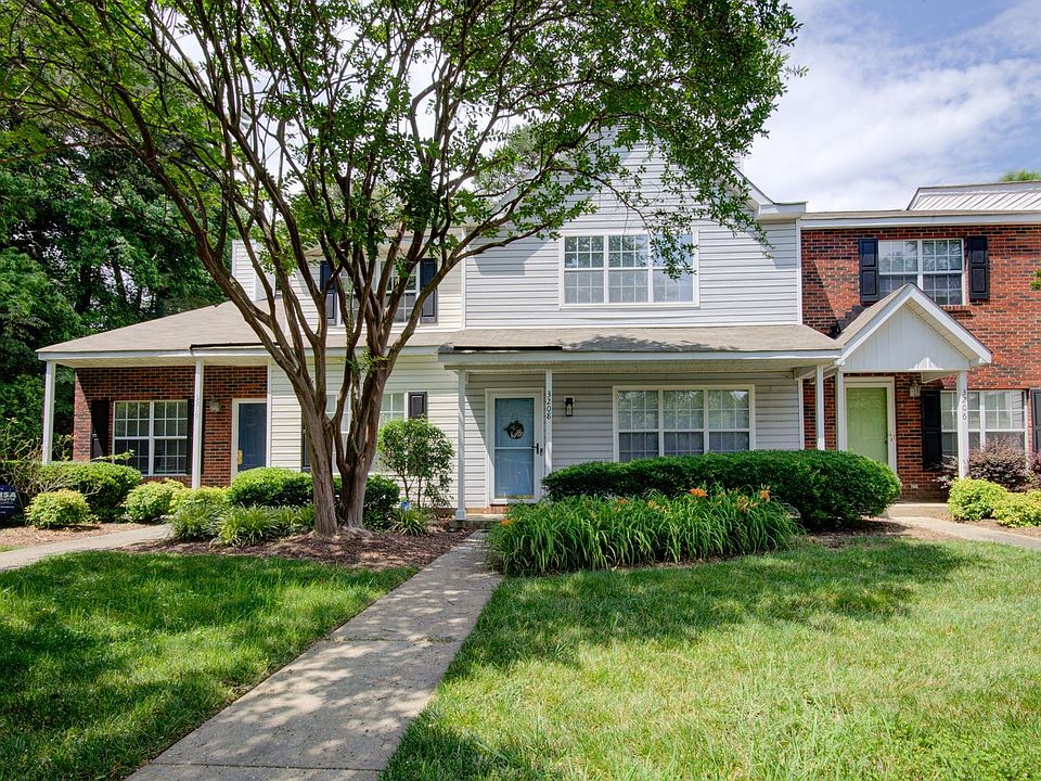 1st image of 3208 Summercroft Ln