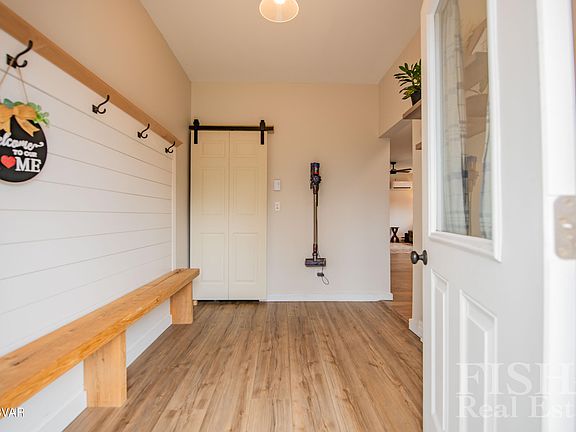 2nd image of 77 Port Penn Rd