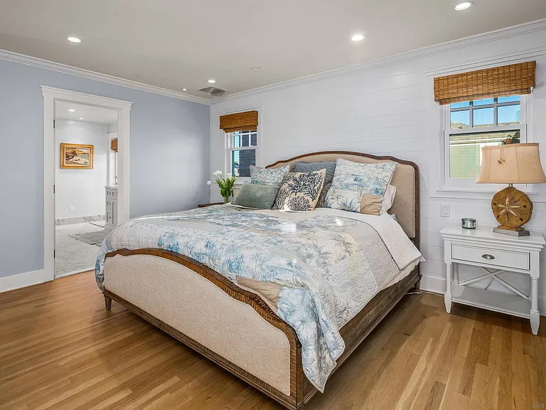 810 Country Club Ln — Photo 16