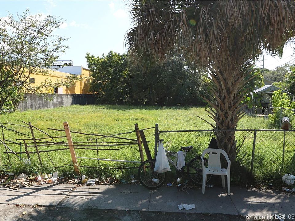 2nd image of 3535 NW 9th Ct