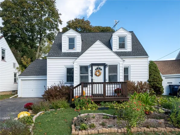 896 Britton Rd, Rochester, NY 14616