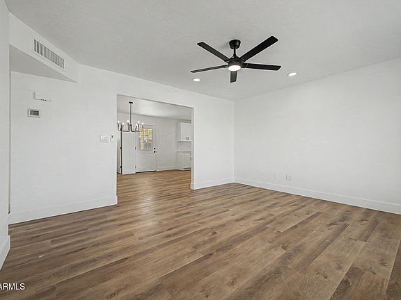 2nd image of 17843 N 35TH Avenue