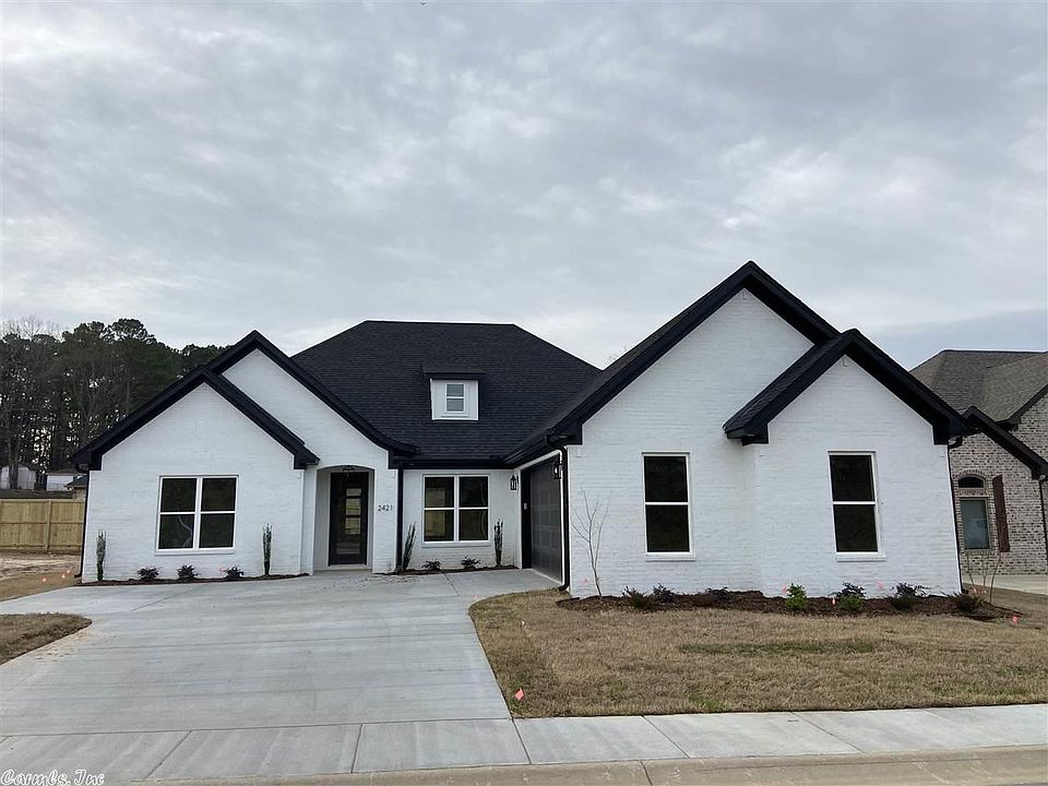 1st image of 2421 Hurricane Gardens Dr
