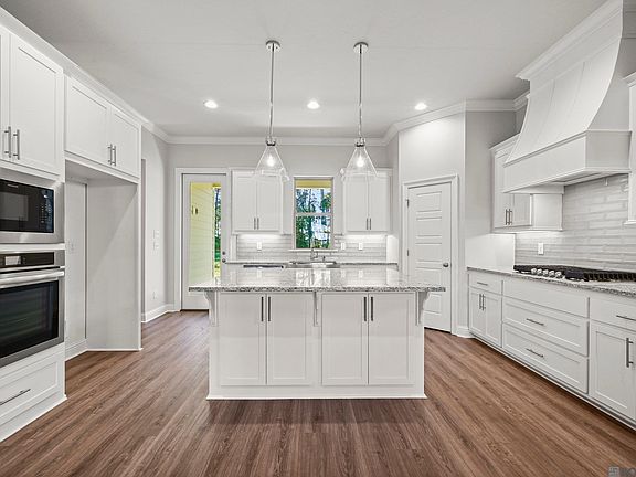 6th image of this home