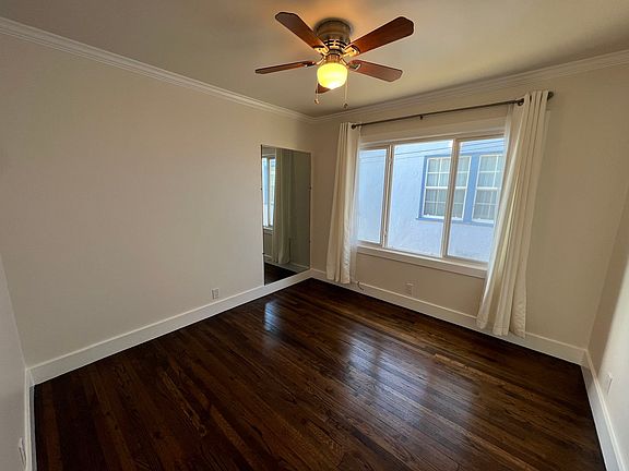 5th image of 130 Cherry Ave
