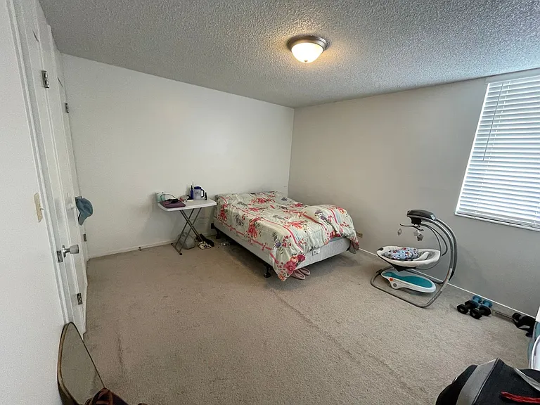 625 N 600 W #1 — Photo 14