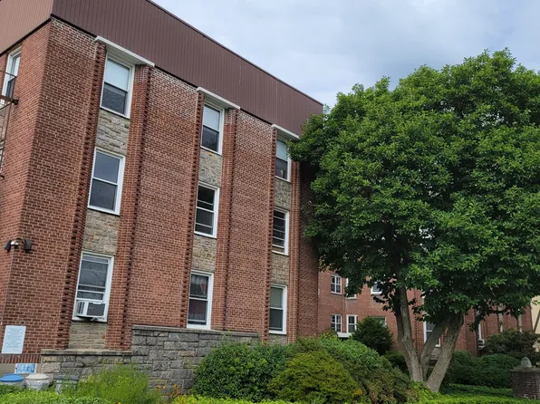 38-24 213th Street image 4 of 7