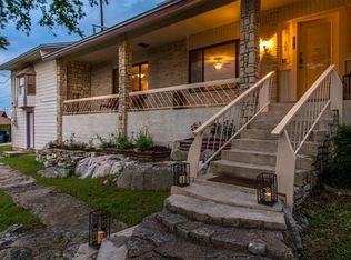 204 Kings Way, Cottonwood Shores, TX 78657