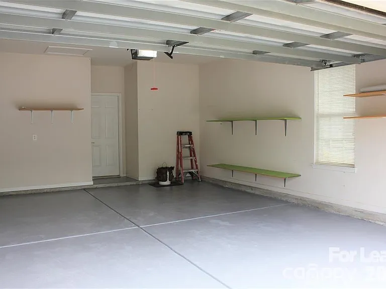 17534 Hawks View Dr — Photo 28
