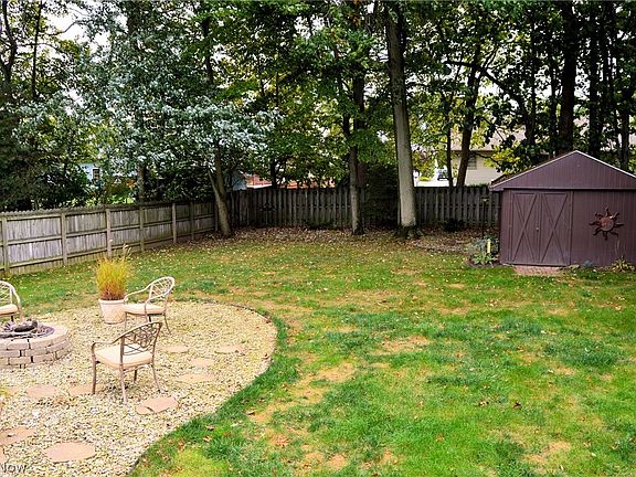 3rd image of 5149 Willow Crest Ave