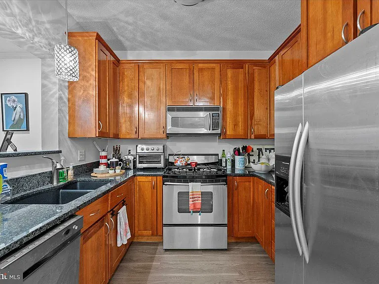 1708 Lake Shore Crest Dr #24 — Photo 14