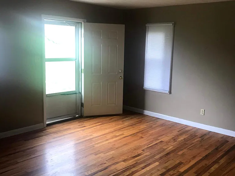 2999 Elam Village Dr — Photo 3