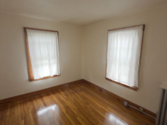 5th image of 3965 Washington St APT 3R