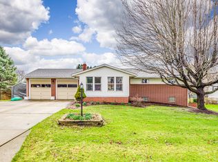 2626 Brouse St NW, Uniontown, OH 44685