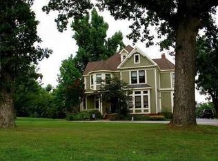 3905 S Turner St, Springdale, AR 72764