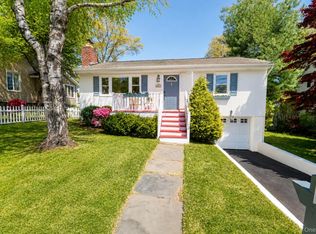 8 Seneca Avenue, White Plains, NY 10603