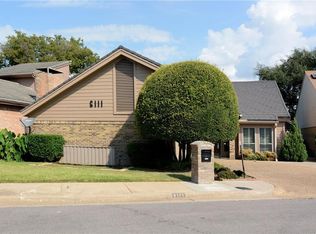 6111 Twin Oaks Cir, Dallas, TX 75240