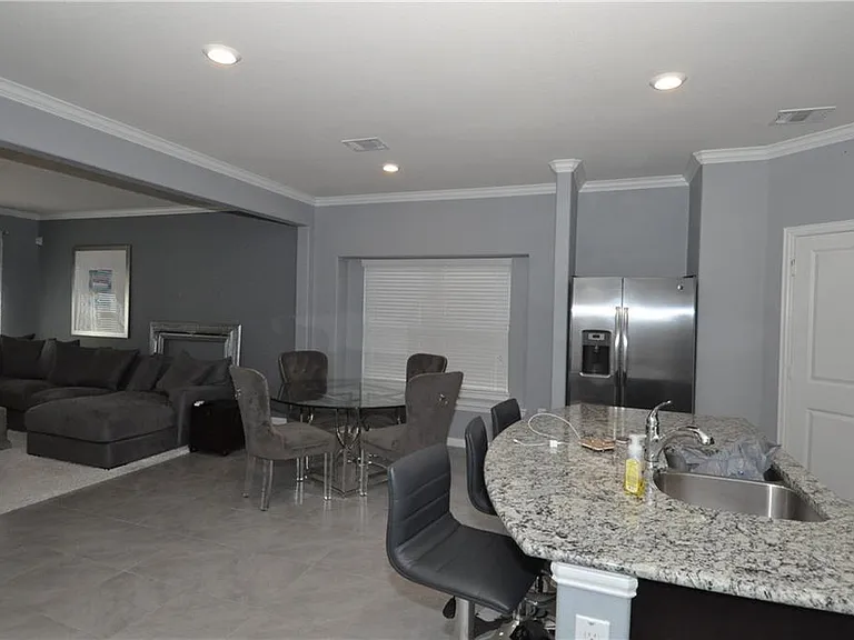 13911 Madrigal Ln — Photo 4