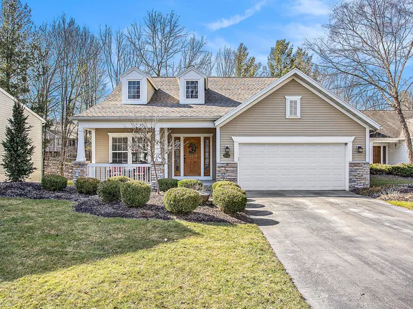 3530 Mill Point Dr SE, Kentwood, MI 49512
