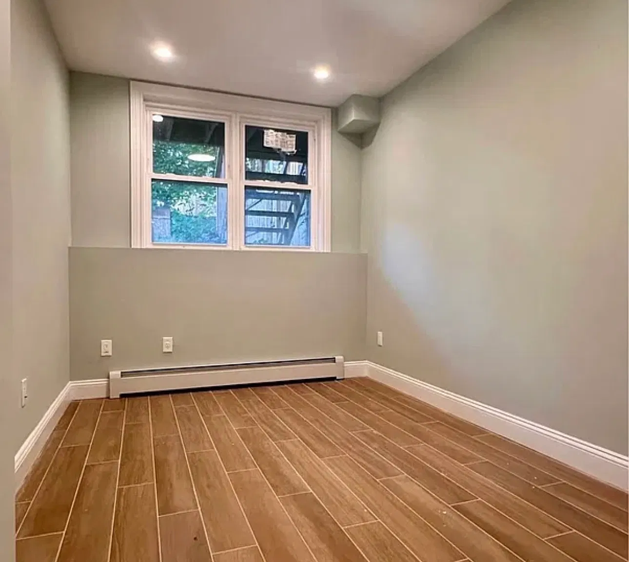 197 East 55th Street — Photo 2