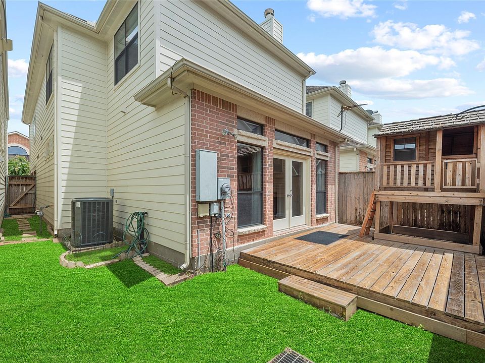 1st image of 9814 Riddlelink Ln