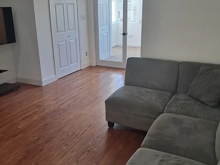 313 Varnum St NW #C — Photo 3