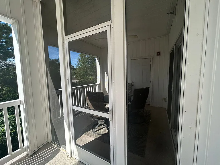 300 Gateway Dr — Photo 26