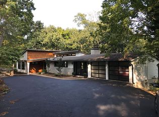 50 Orchard Ln, Saint Louis, MO
