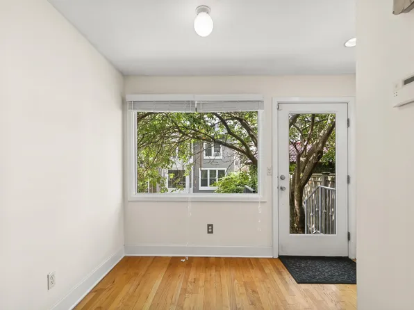 8 Carroll Place image 20 of 21