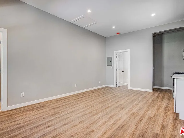 146 Witmer St — Photo 33