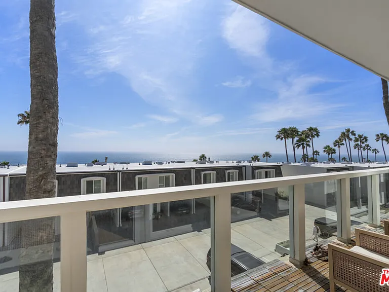 11954 Oceanaire Ln — Photo 17