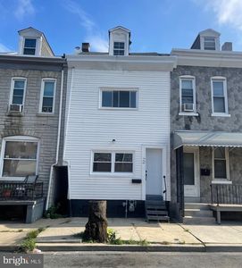 925 Spruce St, Reading, PA, 19602