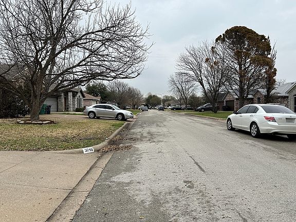 4th image of 3748 Brett Dr