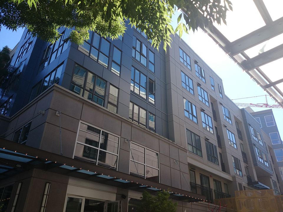 1st image of 523 Broadway E APT 516
