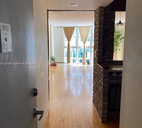 3rd image of 1228 West Ave APT 1212