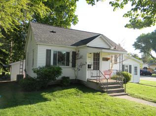 509 2nd St, Ludington, MI 49431