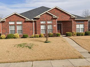 602 Hugh Walker Dr, Mesquite, TX 75149