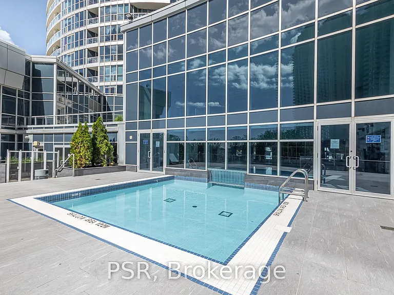 218 Queens Quay W #1506 — Photo 26