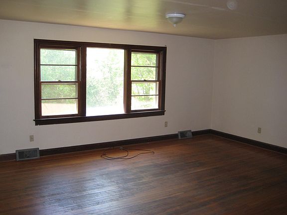 2nd image of 48 Sulphur Springs Dr