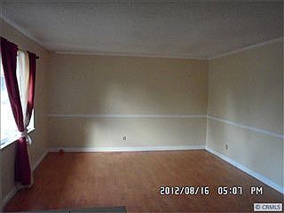 3rd image of 16256 Summershade Dr