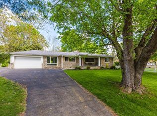 16 Parkway Dr, Paris, KY 40361
