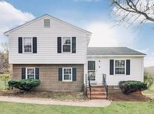 2819 Rutrough Rd, Roanoke, VA 24014