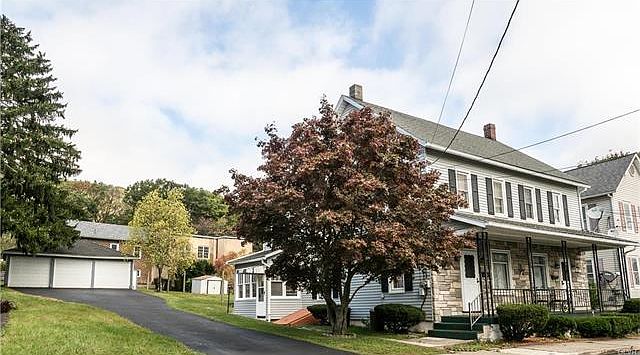 1st image of 715 William St