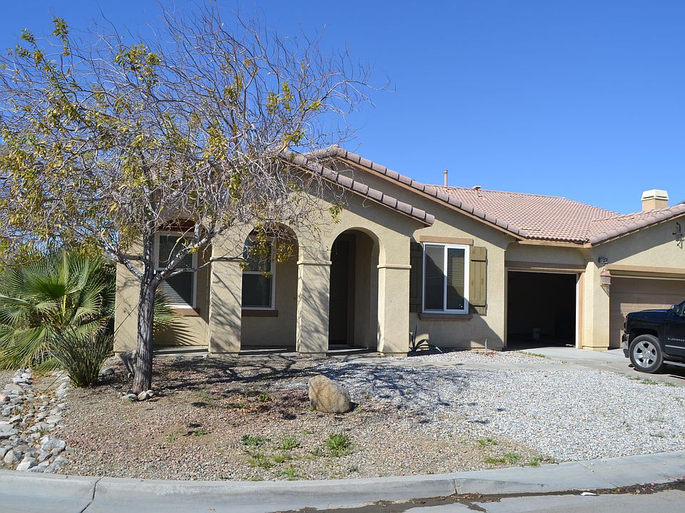1st image of 37337 Bradford Dr