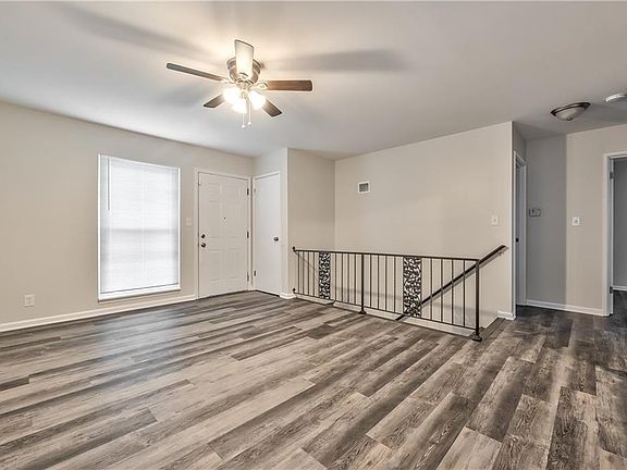 4th image of 9333 Ballentine St
