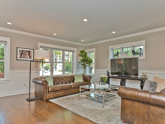 4th image of 4753 N Hamilton Ave #1